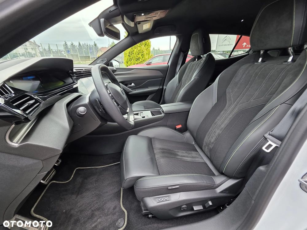 Peugeot 408 ver-1-2-puretech-gt-s-s-eat8 - 11