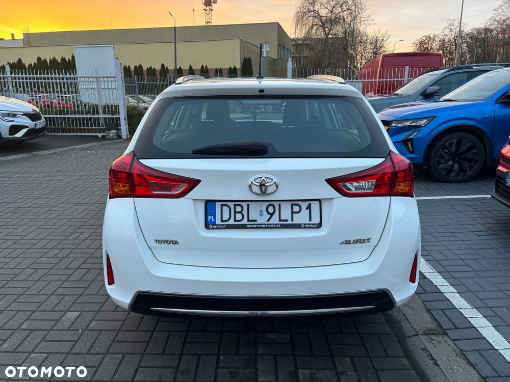Toyota Auris 1.6 Active - 6