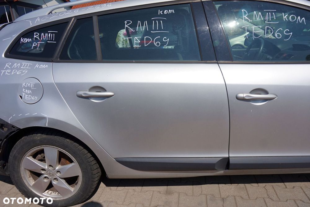 DRZWI TYLNE PRAWE MEGANE III PH2 LIFT KOMBI TED69  SREBRNY RENAULT 2010-2013 - 2