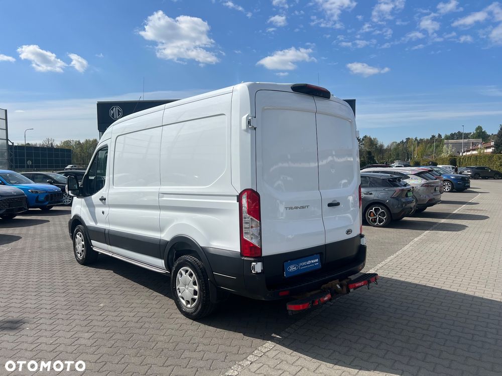 Ford Transit - 12
