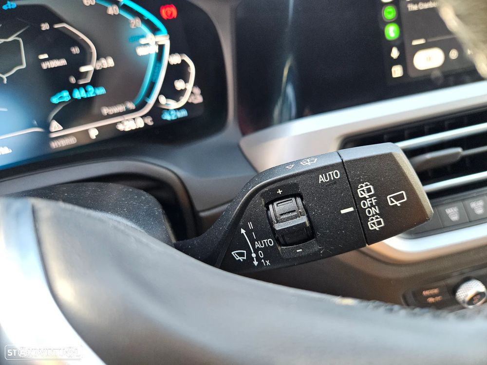BMW 320 e Line Sport Auto - 32