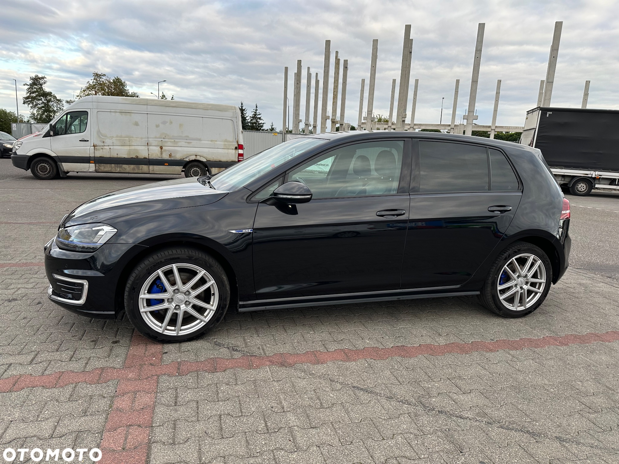 Volkswagen Golf - 9