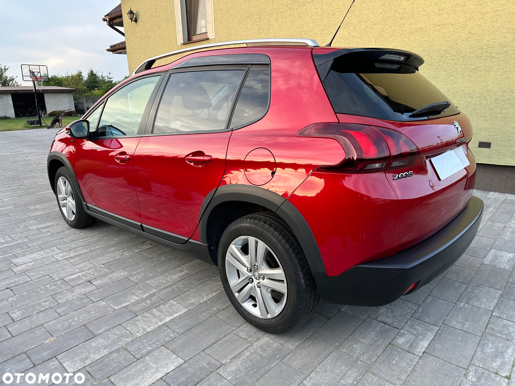 Peugeot 2008 1.2 Pure Tech GPF Signature S&S EAT6 - 5
