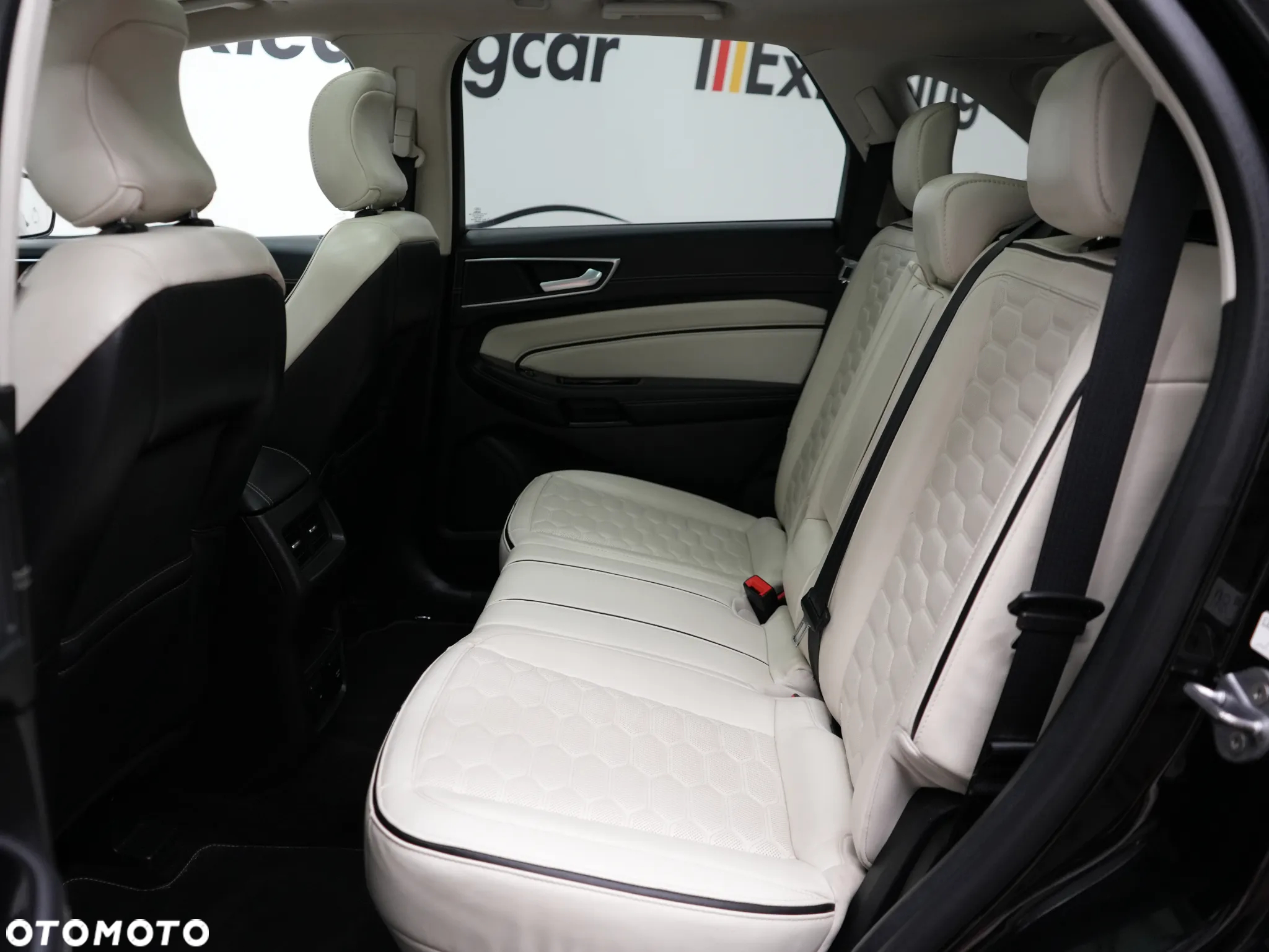 Ford Edge 2.0 TDCi Bi-Turbo 4x4 Vignale - 19