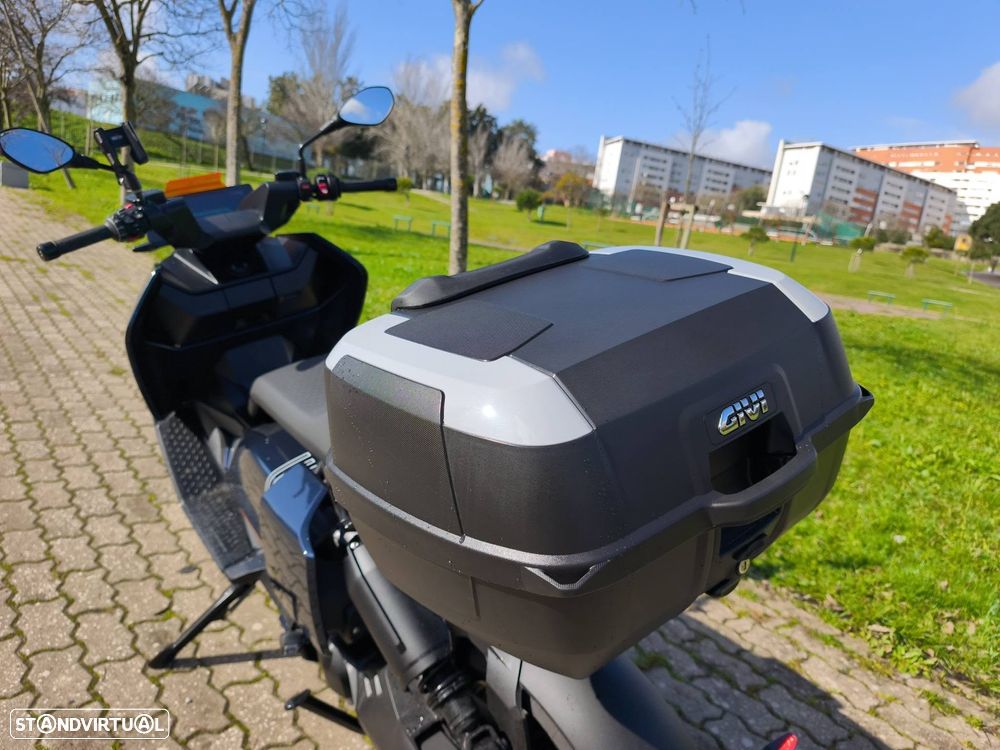 BMW CE 04 15 cv CARTA A1 - 15