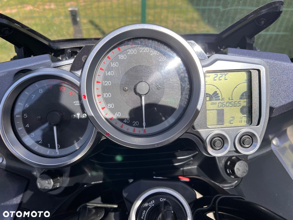 Yamaha FJR - 20