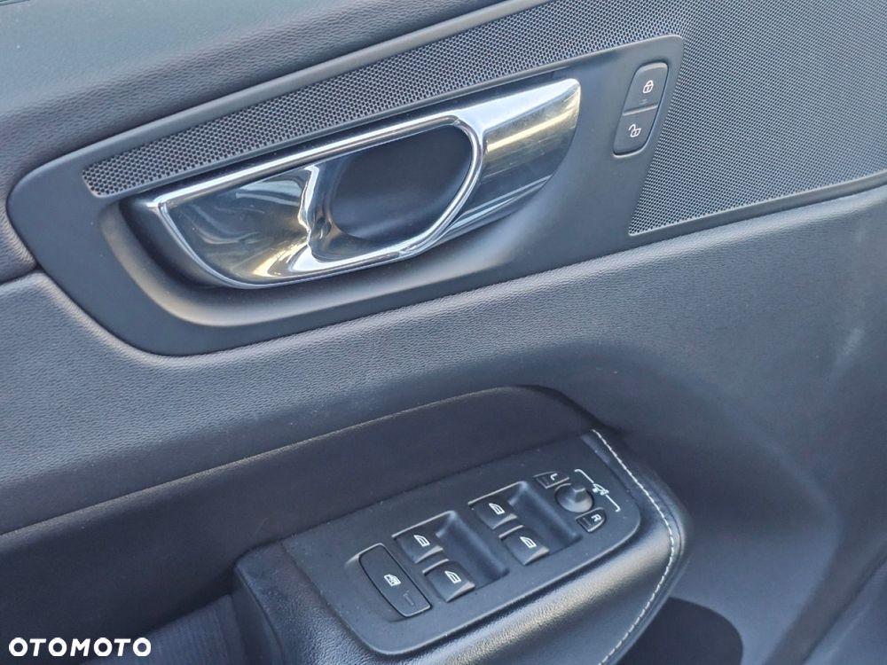 Volvo XC 60 - 29