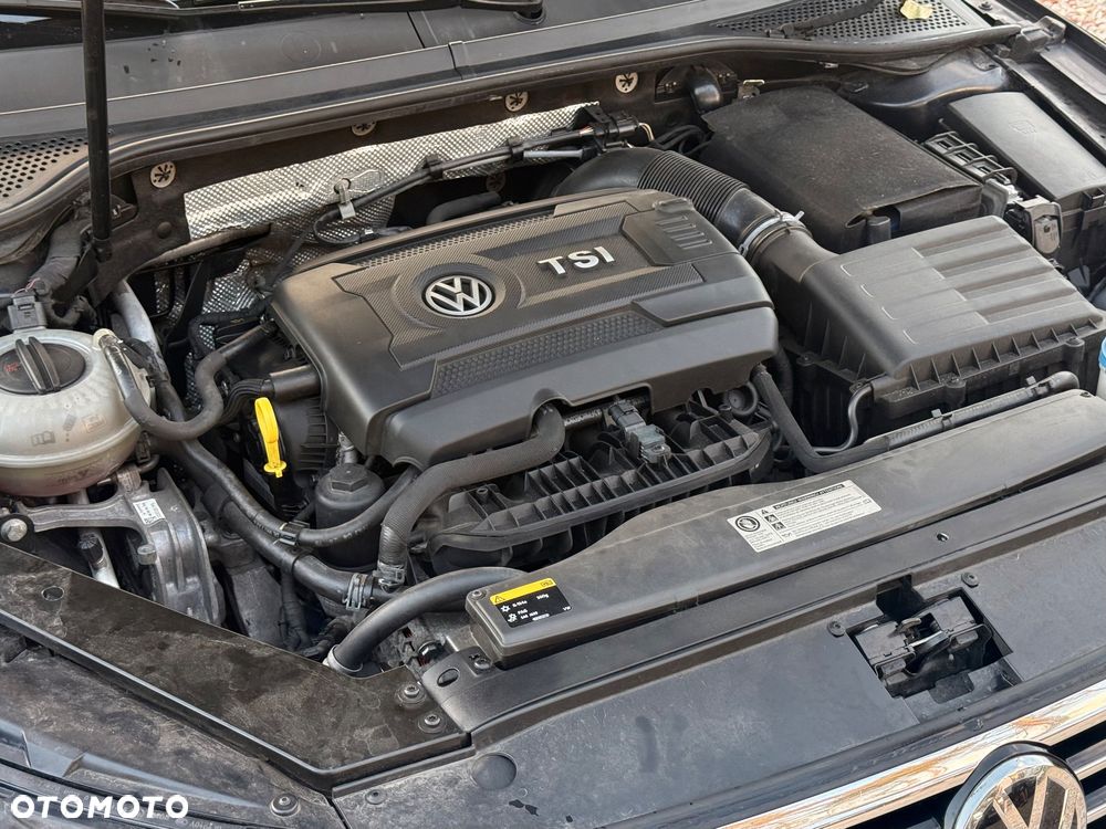 Volkswagen Passat - 23