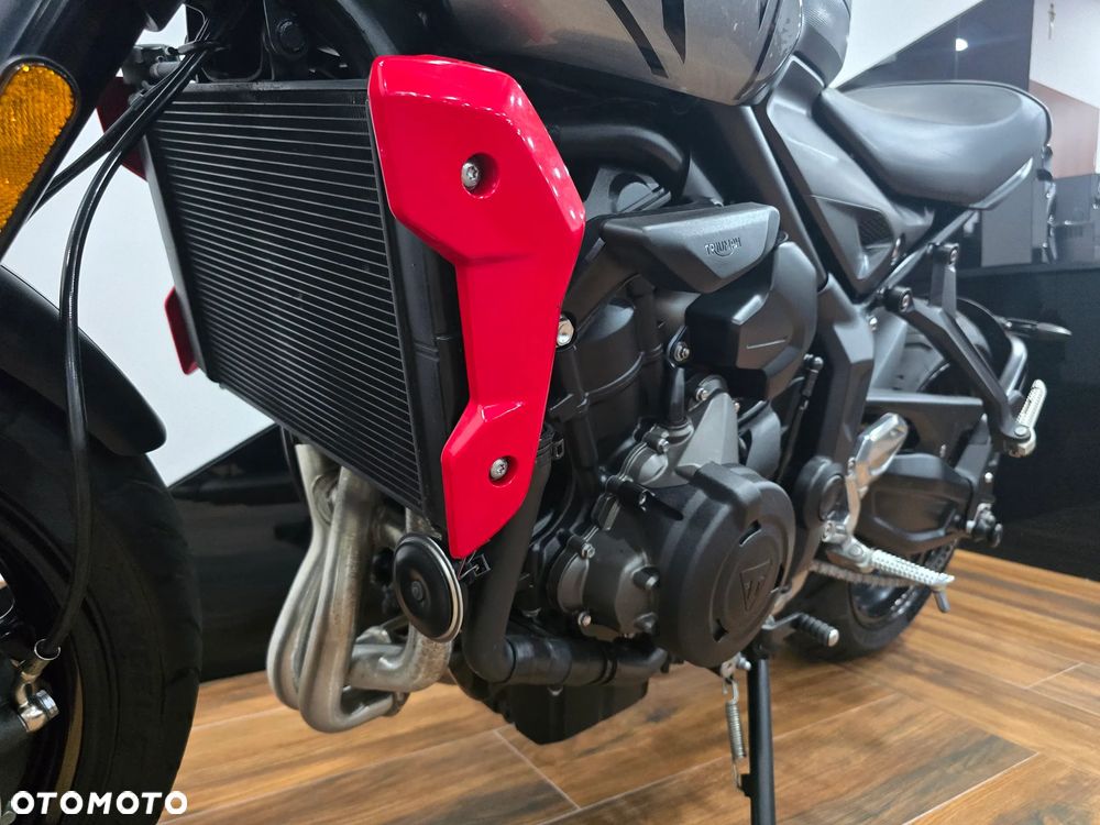 Triumph Trident - 11