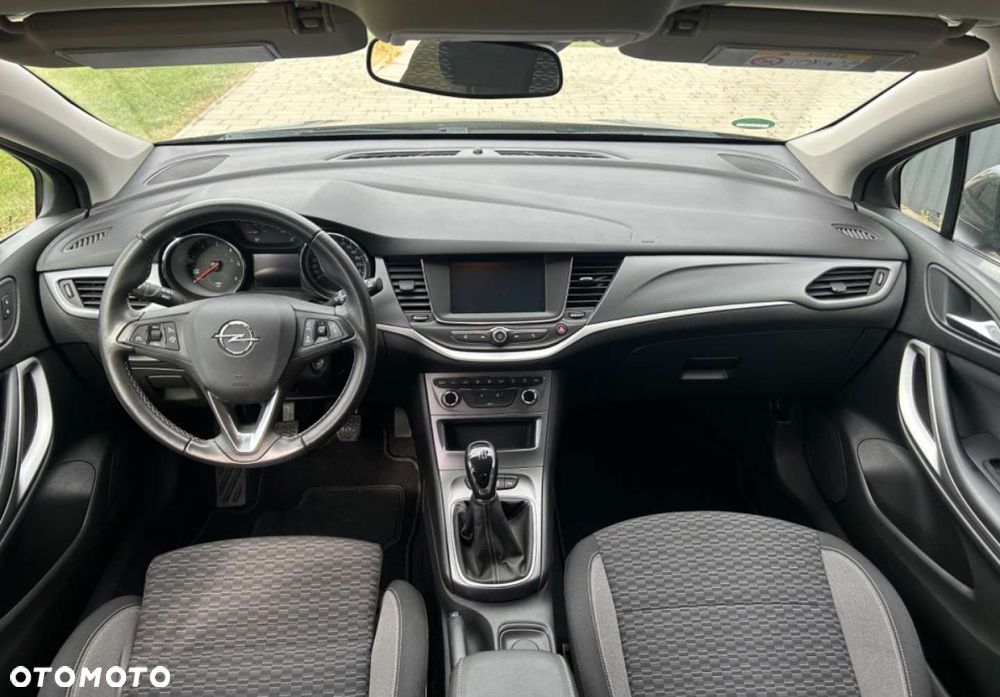 Opel Astra - 8