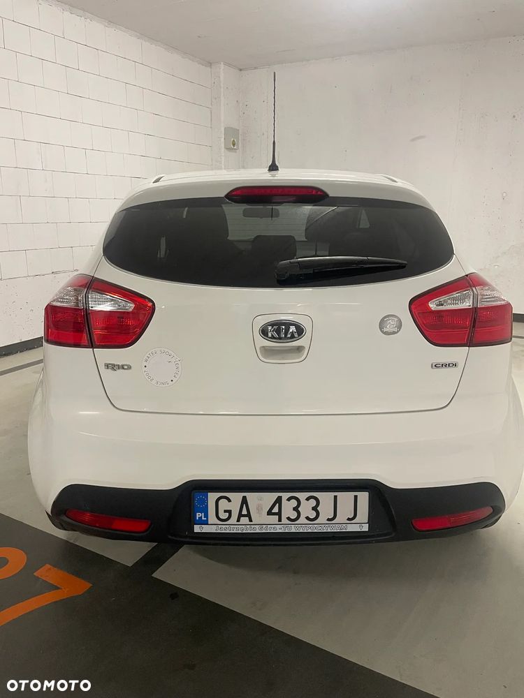 Kia Rio 1.4 crdi M - 3