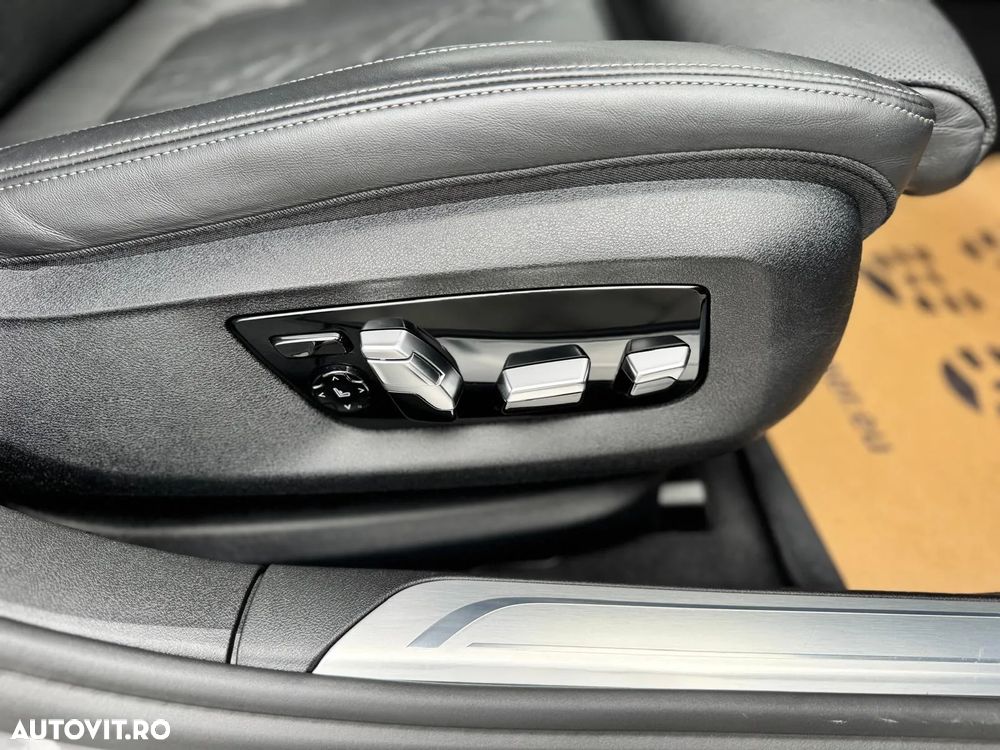 BMW Seria 7 730d xDrive MHEV - 23