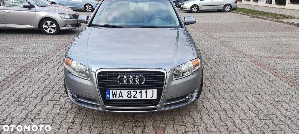 Audi A4 Limousine - 17