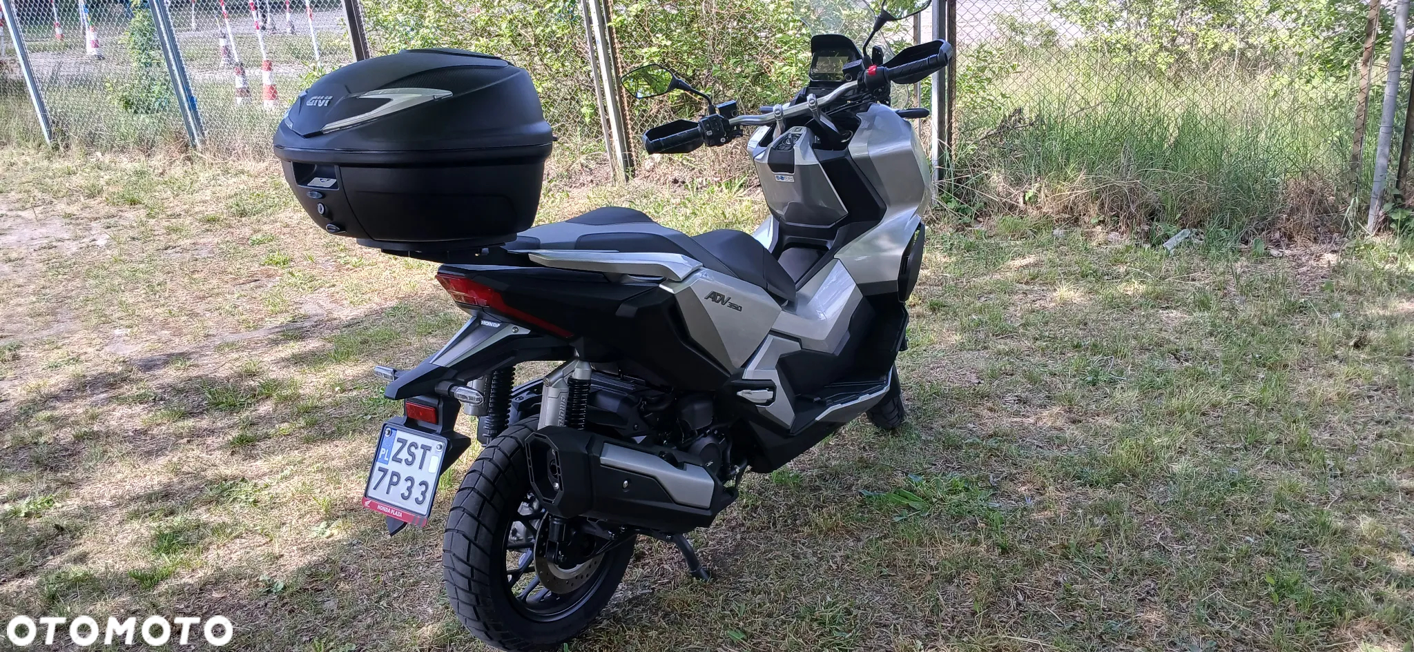 Honda ADV350 - 5