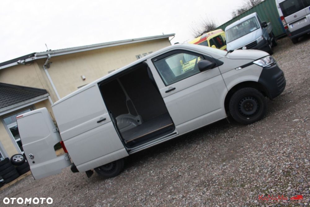 Volkswagen Transporter - 18