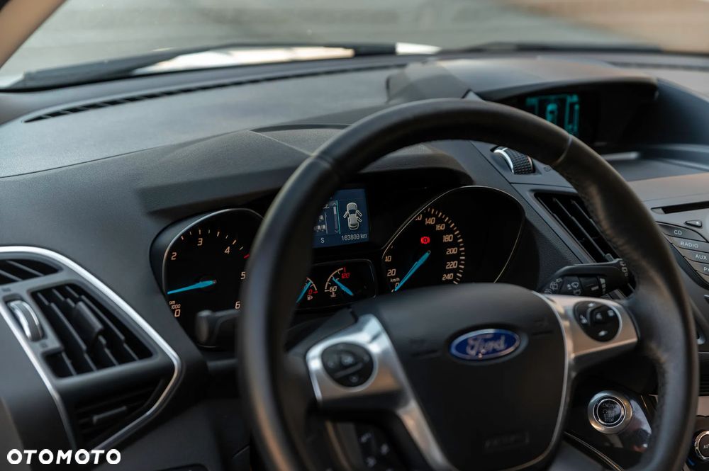 Ford Kuga 2.0 TDCi 4x4 Titanium - 31