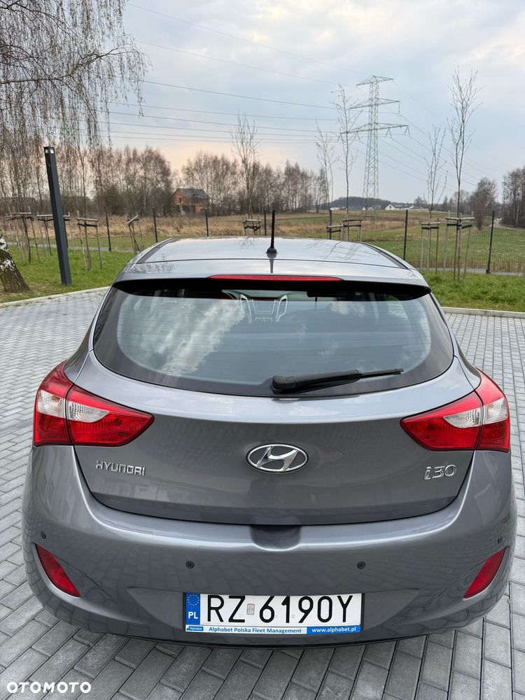 Hyundai i30 1.4 Classic + - 3