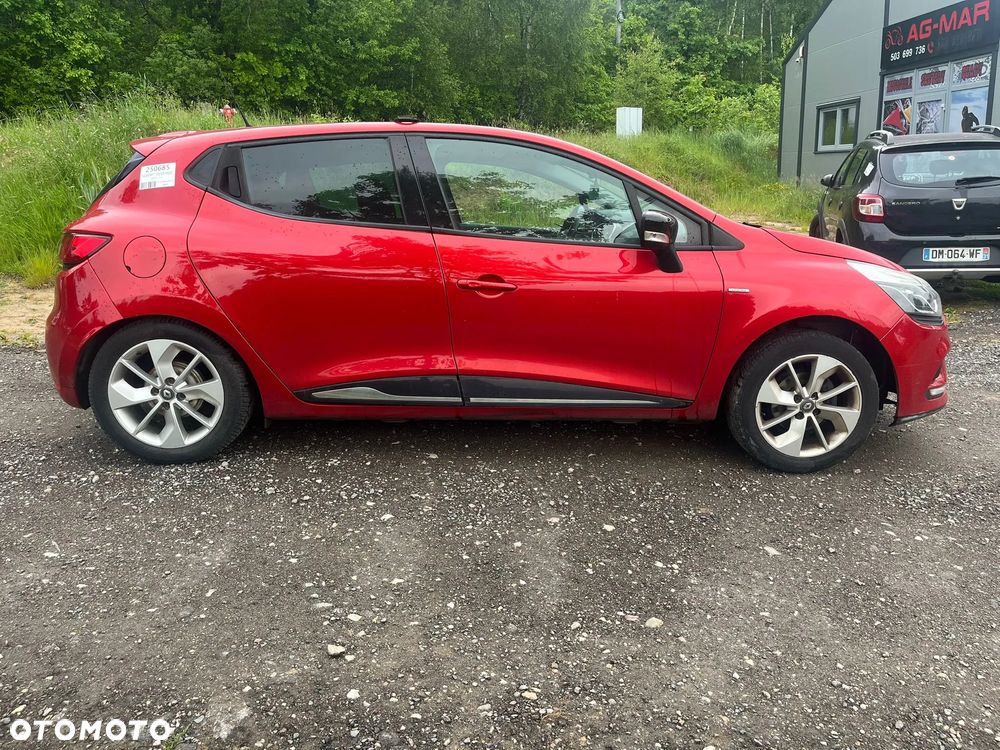Renault Clio 1.2 16V 75 LIMITED 2018 - 5