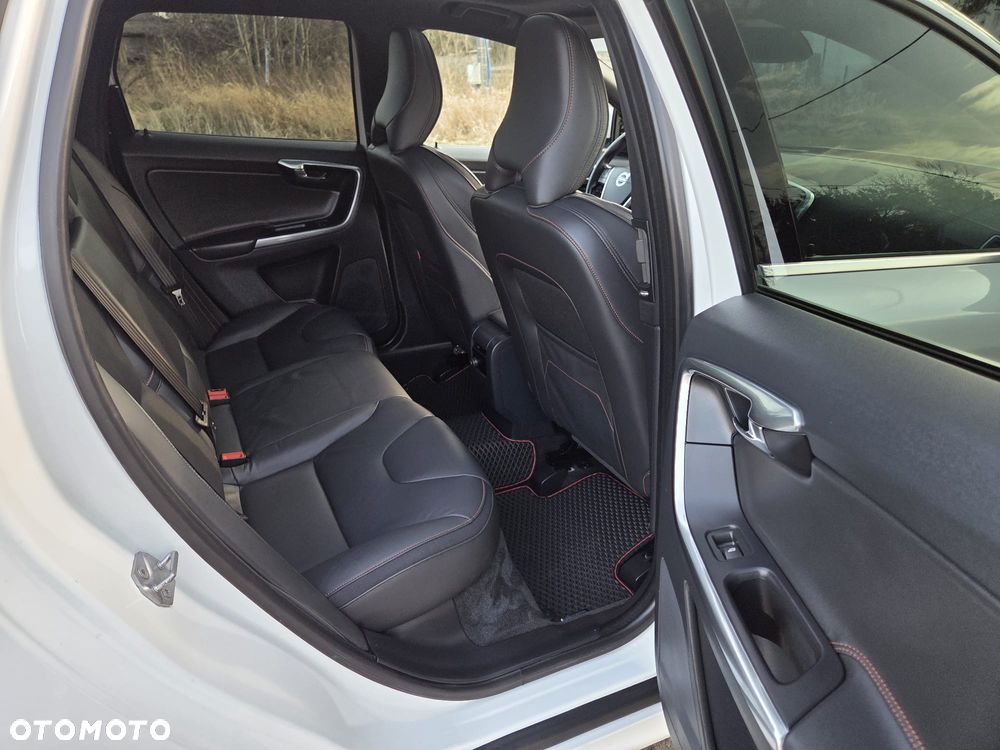 Volvo XC 60 D4 Geartronic Ocean Race - 21