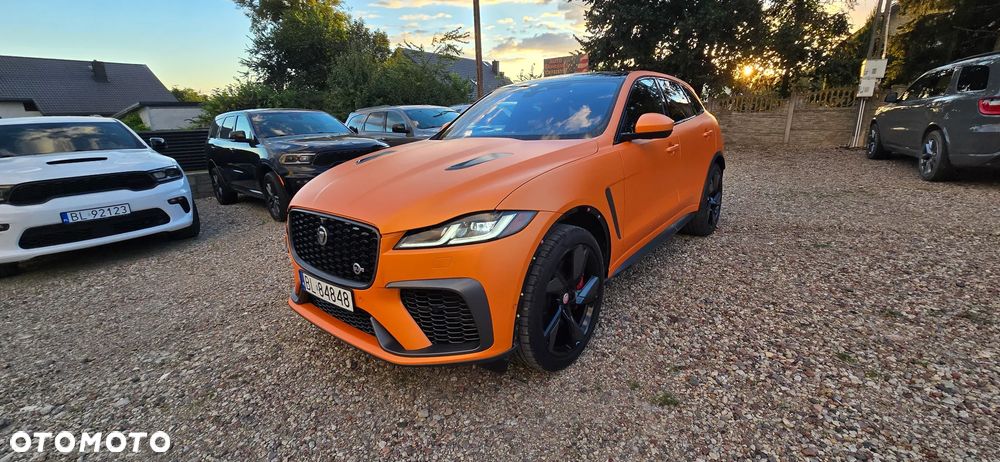 Jaguar F-Pace AWD SVR - 34