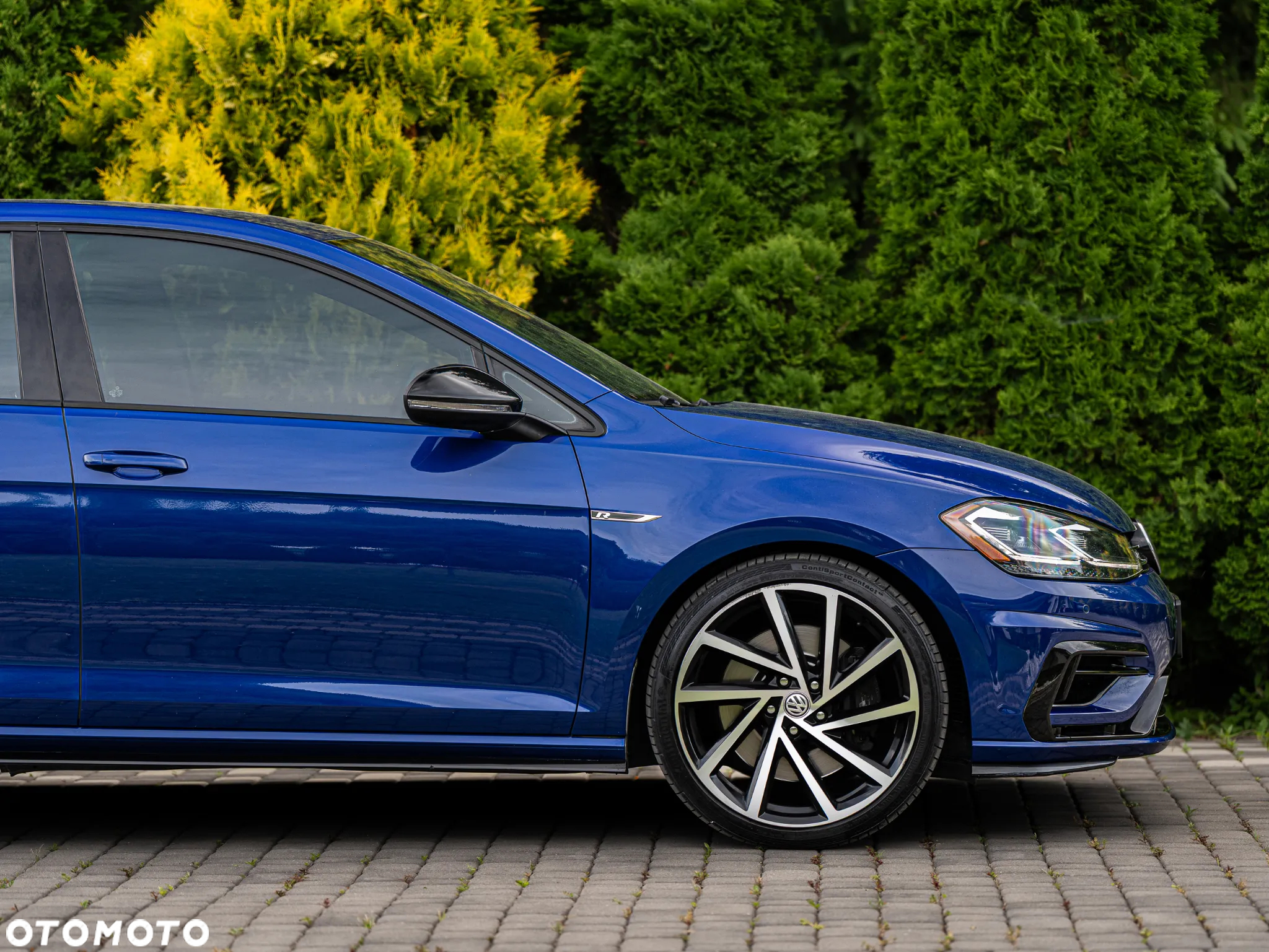 Volkswagen Golf - 10