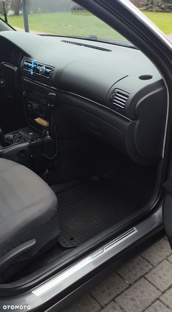 Volkswagen Passat 2004 photo 5