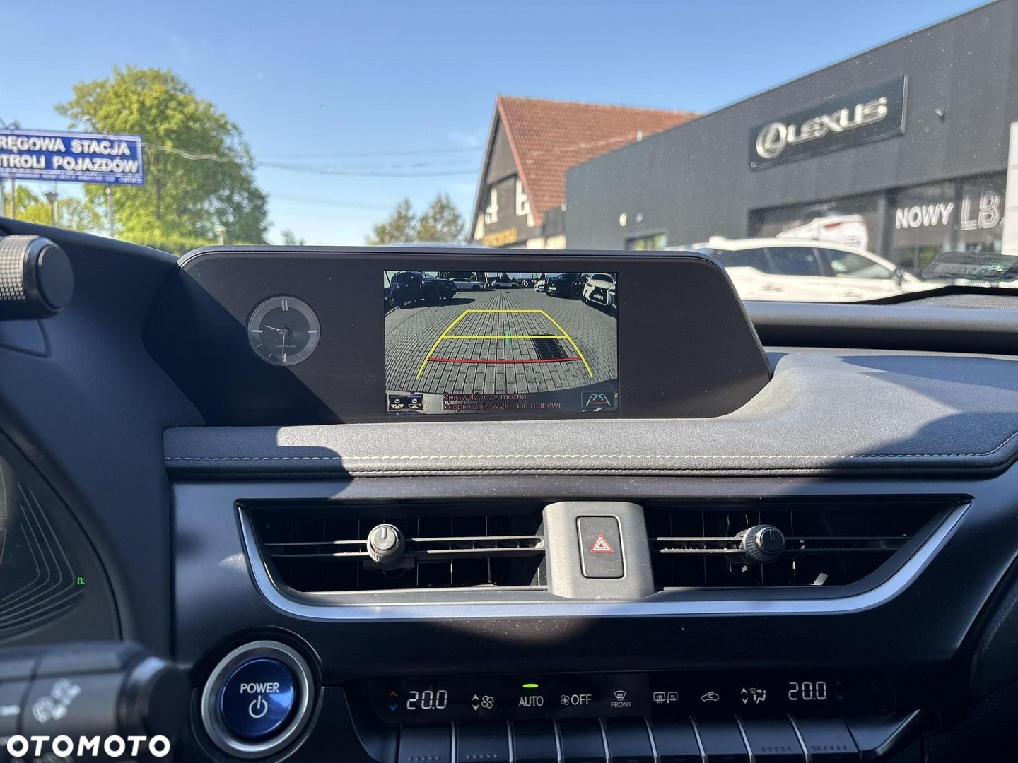 Lexus UX 250h GPF F Impression 2WD - 11