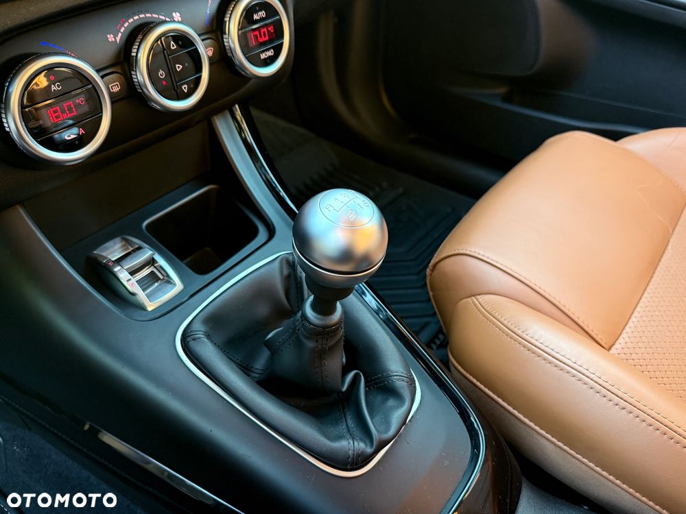 Alfa Romeo Giulietta 1.4 TB MultiAir Distinctive - 15