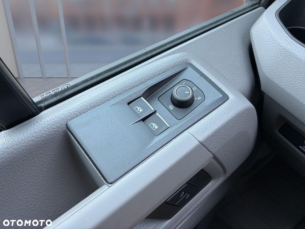 Volkswagen Crafter 35 Brygadówka AUTOMAT/LONG/L5H3, 2.0 BiTDI 163KM, 4490mm, Wysoki dach, r.o. 4490 mm - 29