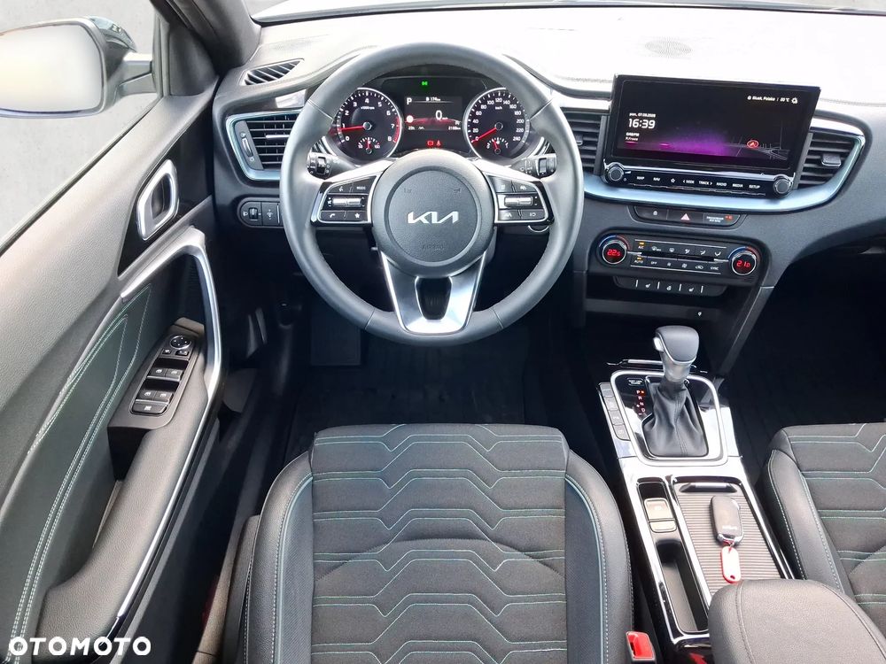 Kia XCeed 1.6 T-GDI Tribute DCT - 15