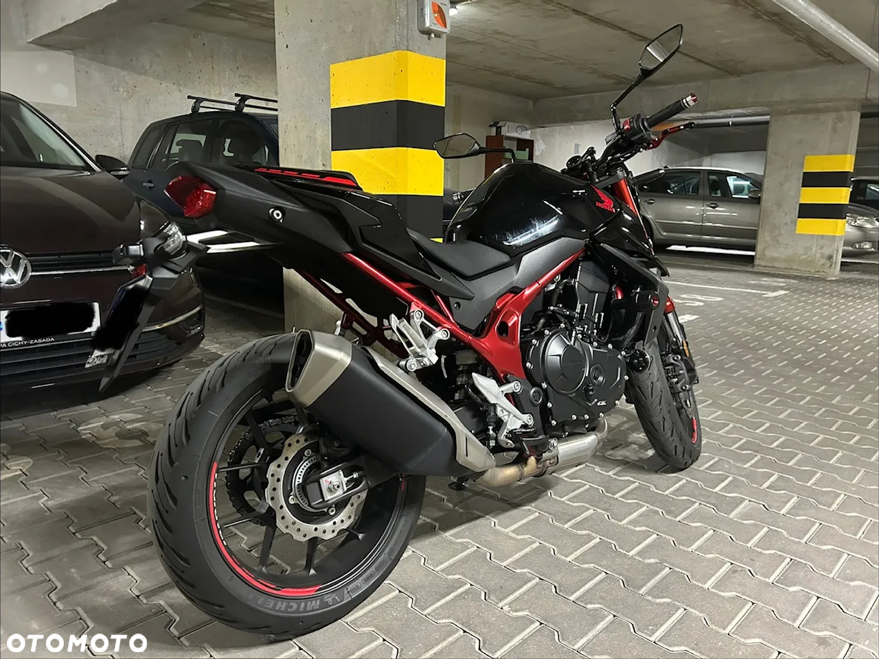 Honda CB - 4