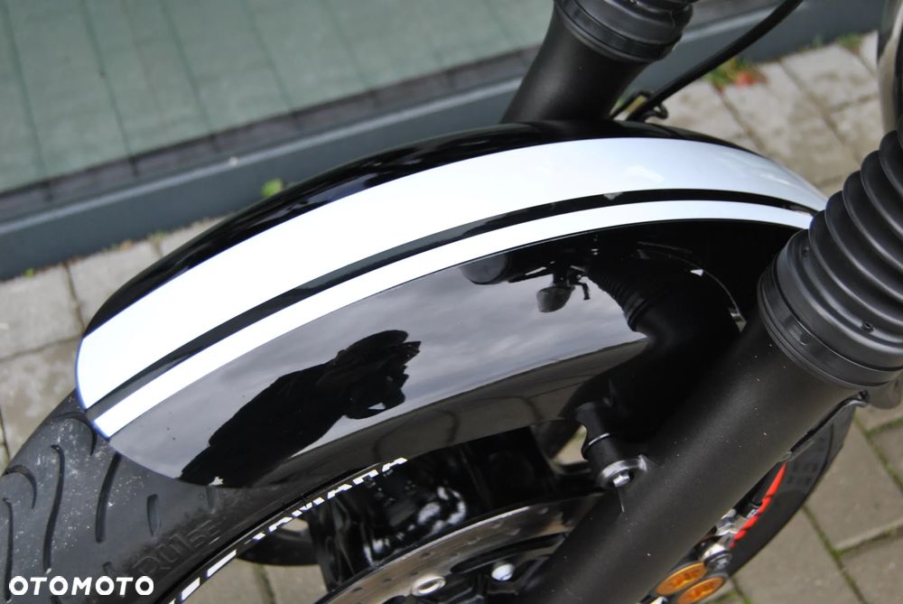 Yamaha XJR - 37