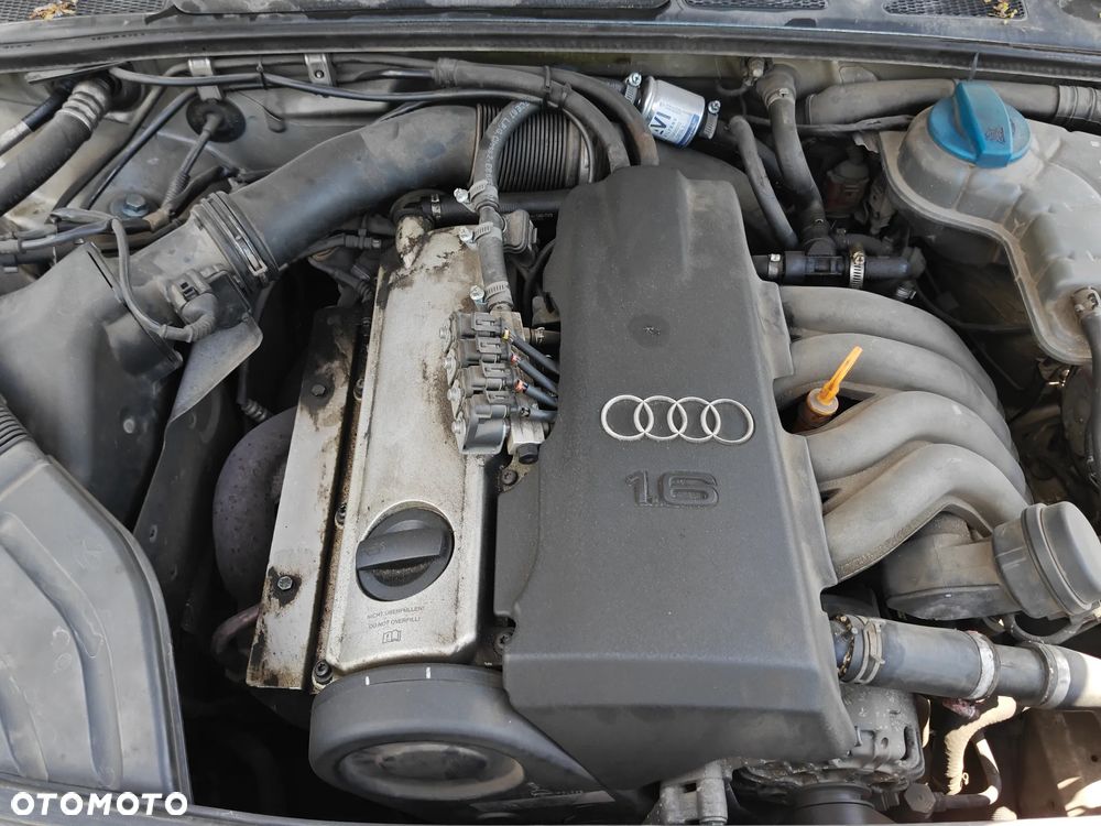 Audi A4 Limousine 1.6 - 18