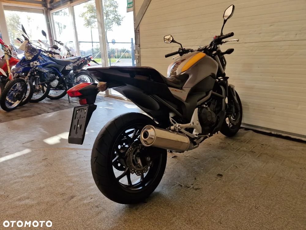Honda NC - 24