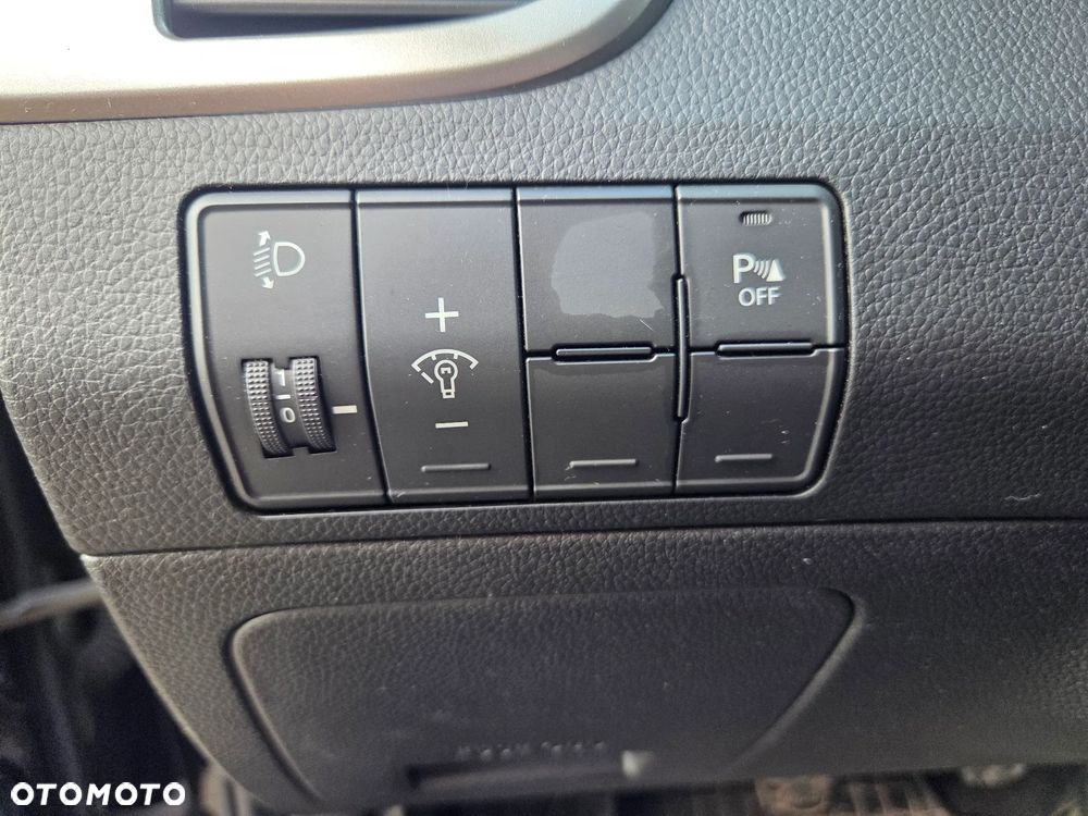 Hyundai i30 1.6 Fifa World Cup Edition - 14