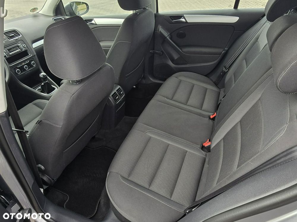 Volkswagen Golf - 15