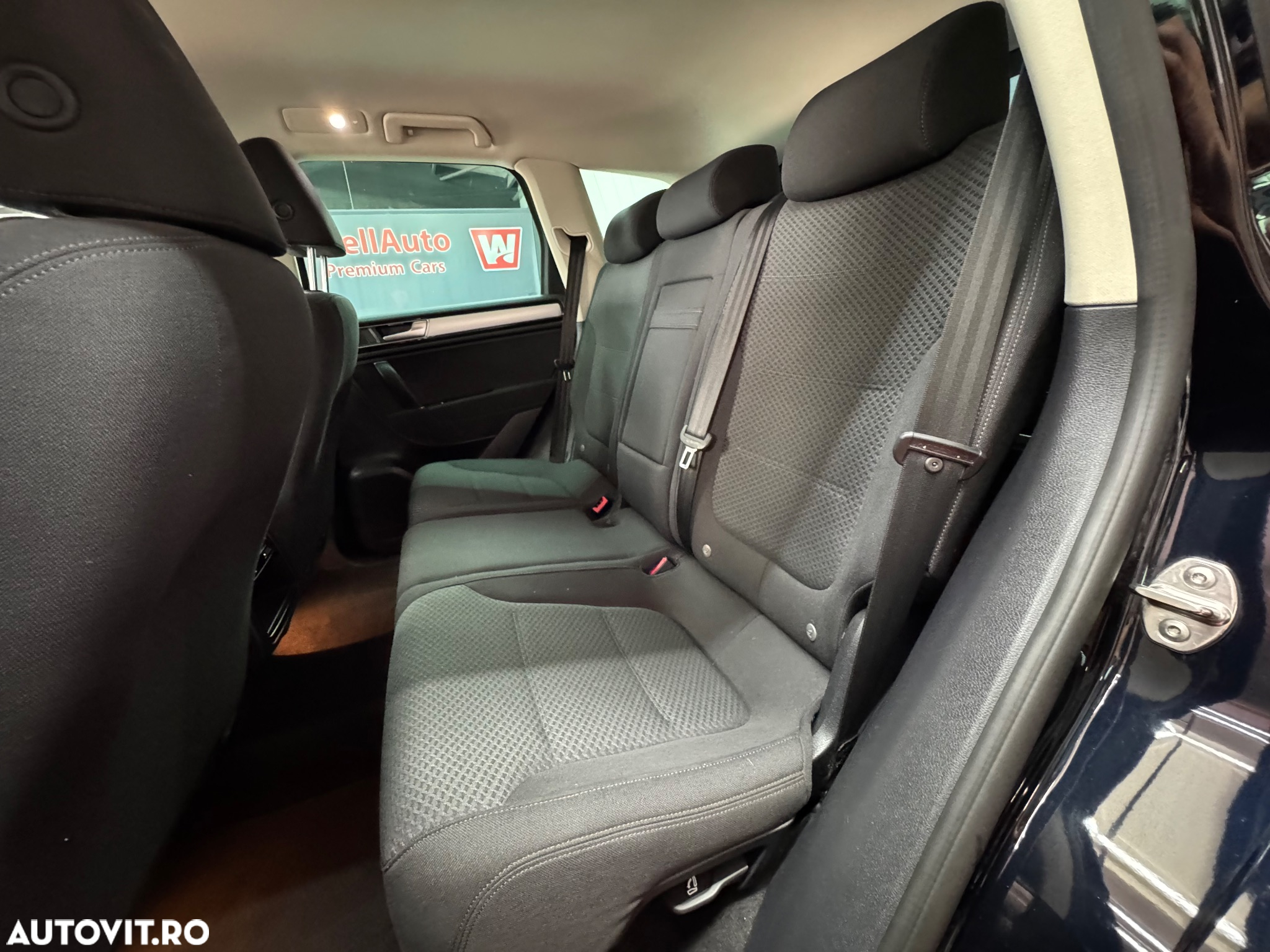 Volkswagen Touareg - 16