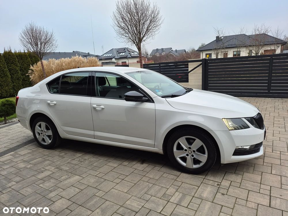 Skoda Octavia 1.5 TSI ACT Active - 15