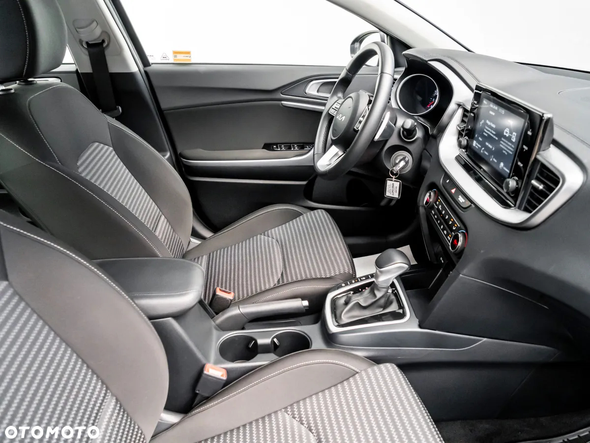 Kia Ceed 1.5 T-GDI M DCT - 12