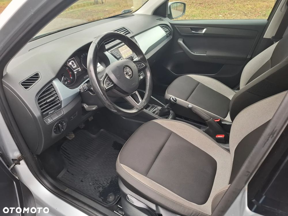 Skoda Fabia - 6