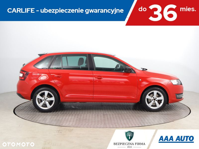Skoda RAPID - 7