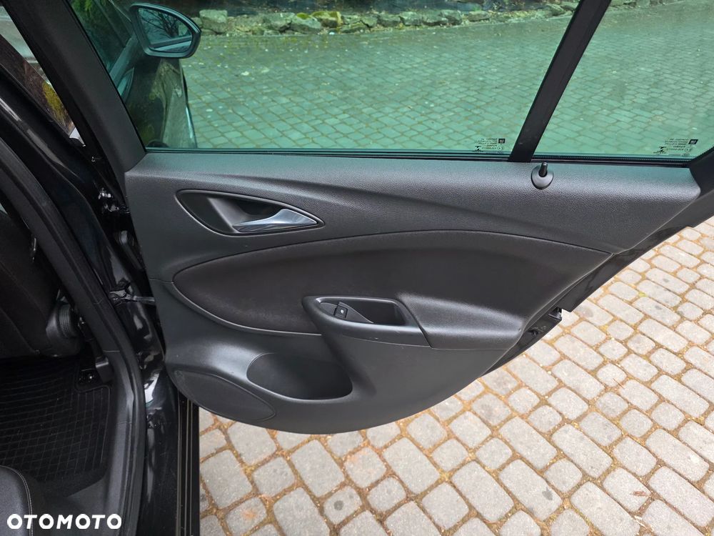 Opel Astra 1.6 D (CDTI) Start/Stop Edition - 17