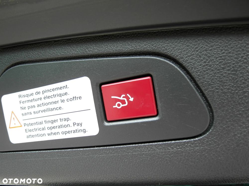 Peugeot 508 BlueHDi FAP 180 Automatik Stop&Start Allure - 38