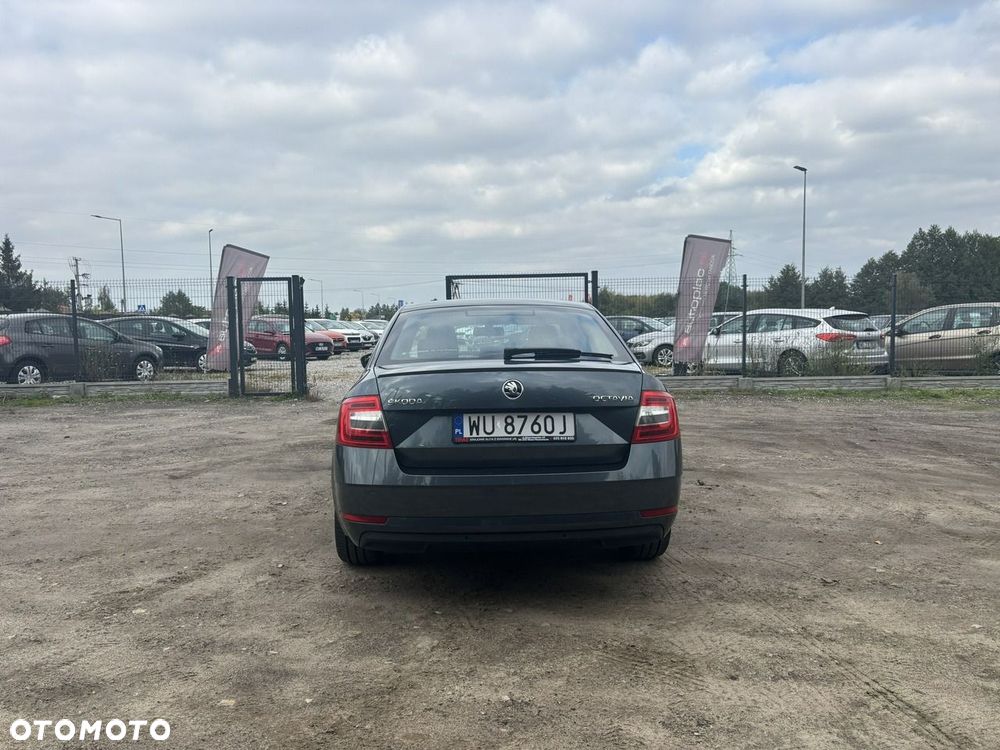Skoda Octavia - 10