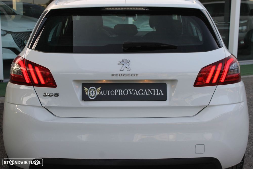 Peugeot 308 1.5 BlueHDi Style - 29