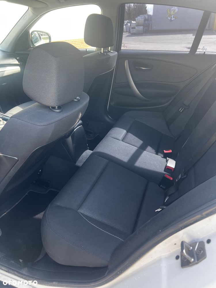 BMW Seria 1 118d - 10