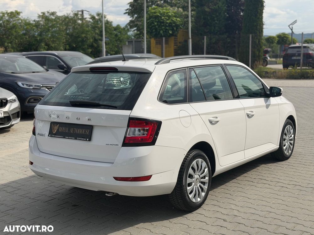 Skoda Fabia 1.0 TSI Active - 5