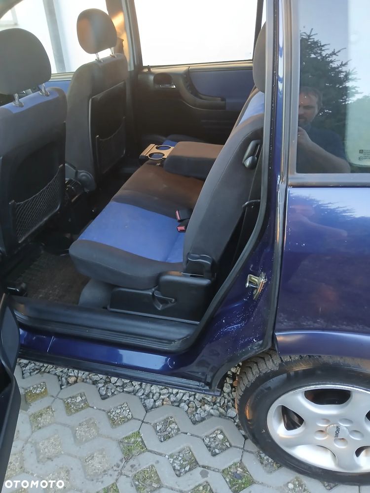 Opel Zafira 1.8 16V Elegance - 22