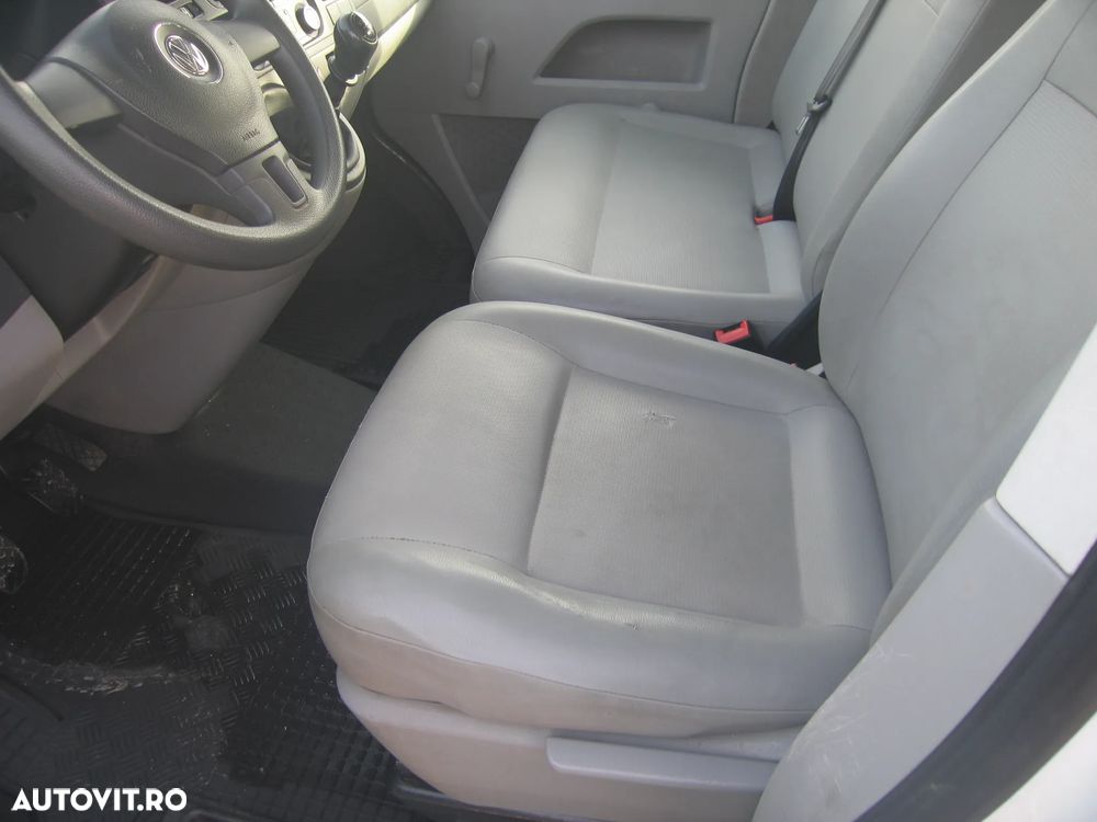 Volkswagen TRANSPORTER T6 , 6 LOC. PLATFORMA MIXTA , AC. - 36