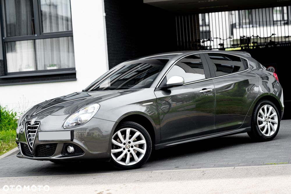 Alfa Romeo Giulietta 2.0 JTDM Distinctive - 4